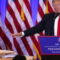 Arogancija, priešiškumas ir akibrokštai -pirmojoje D. Trumpo spaudos konferencijoje
