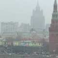 Rusai skuba atsikratyti rublių