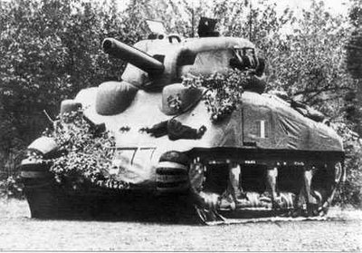 Pripučiamas amerikiečių tankas, naudotas apgauti nacius