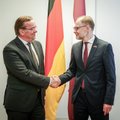Vokietijos gynybos ministras atvyko į Latviją, lankysis ir Estijoje
